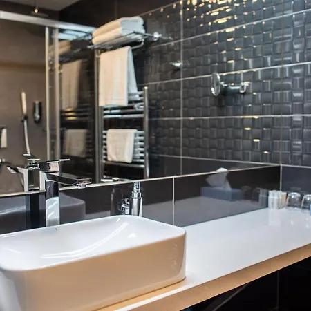 Tammel Hotel 4*