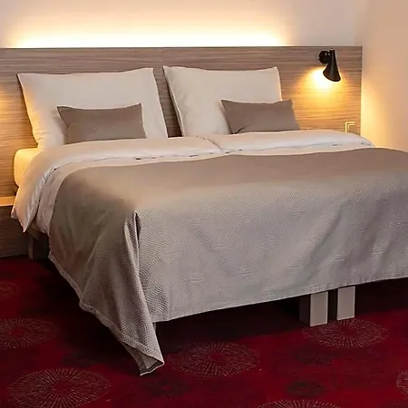 Tammel Hotel 4*